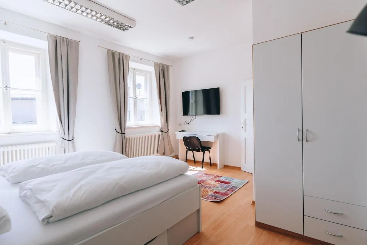 Apartment Mit Grosser Kueche In Der Ingolstaedter City Ingolstadt Germany